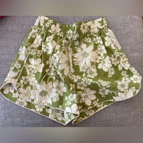 Alemais NWT Leisa Shorts in Organic Cotton in Green Floral Print Size 4 - Picture 9 of 14